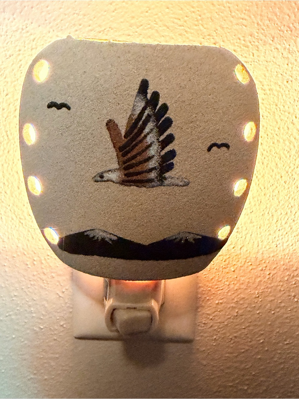 Navajo Hand-Painted Cream eagle over the mountains Ceramic Wall Night Light